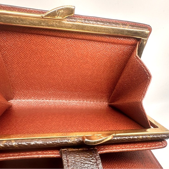 Louis Vuitton Monogram Kiss Lock wallet authentic good condition CA0090 - Picture 8 of 15